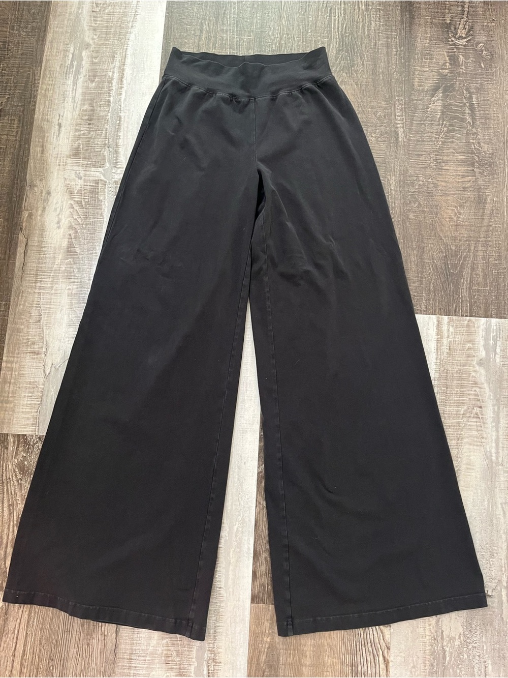 Offline Black Wide-Leg Women's Track Pants with Stretch Waistband